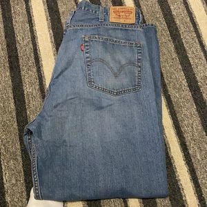 Levi’s 569 42x32 loose straight